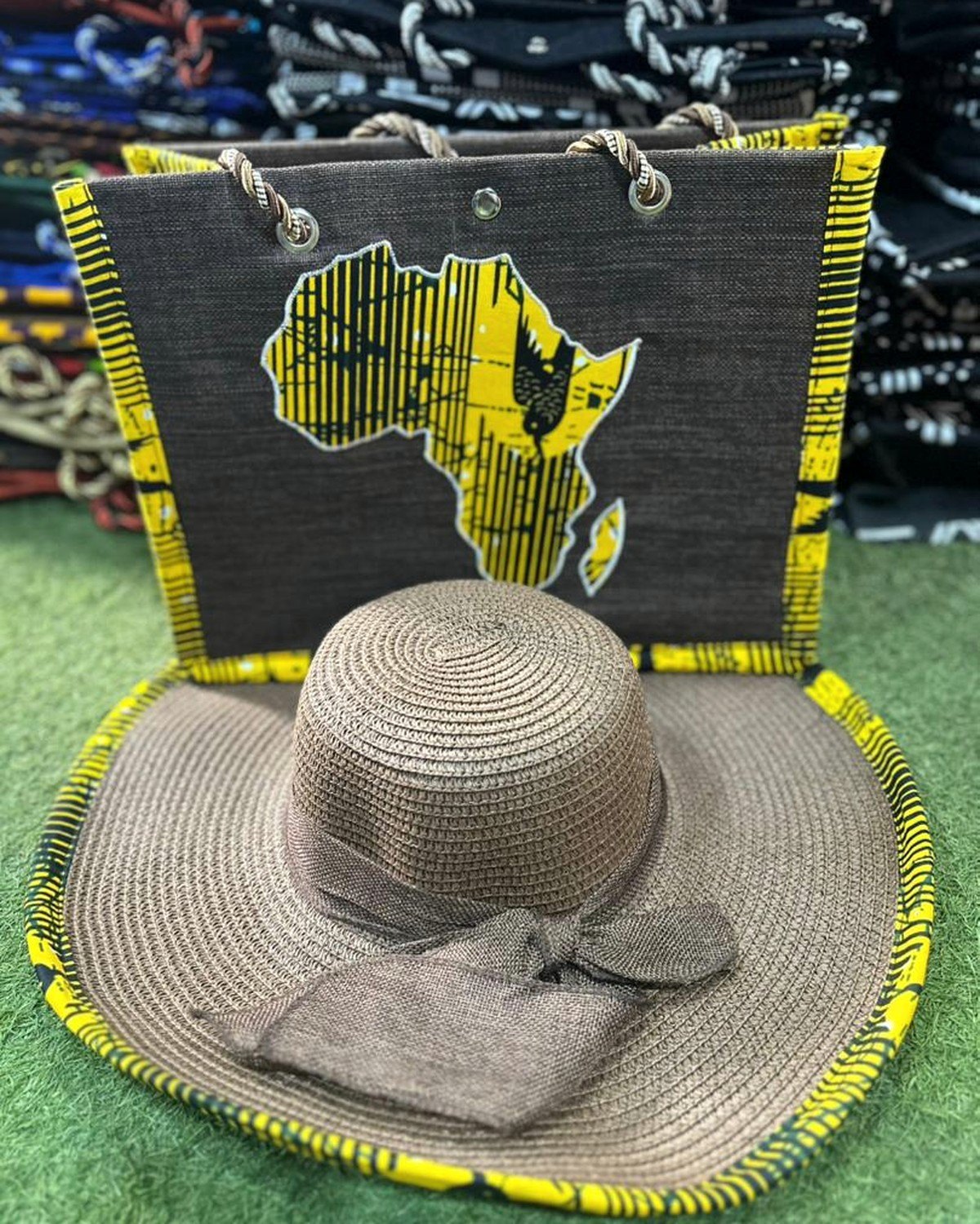 Ensemble Afrique Brun Wax Jaune